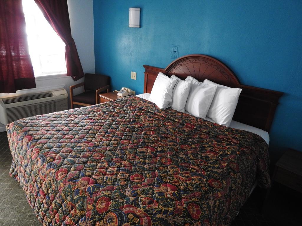 Mayo Inn Розуэлл Экстерьер фото