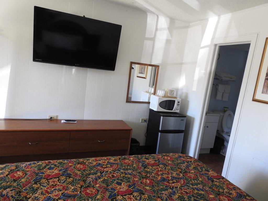Mayo Inn Розуэлл Экстерьер фото
