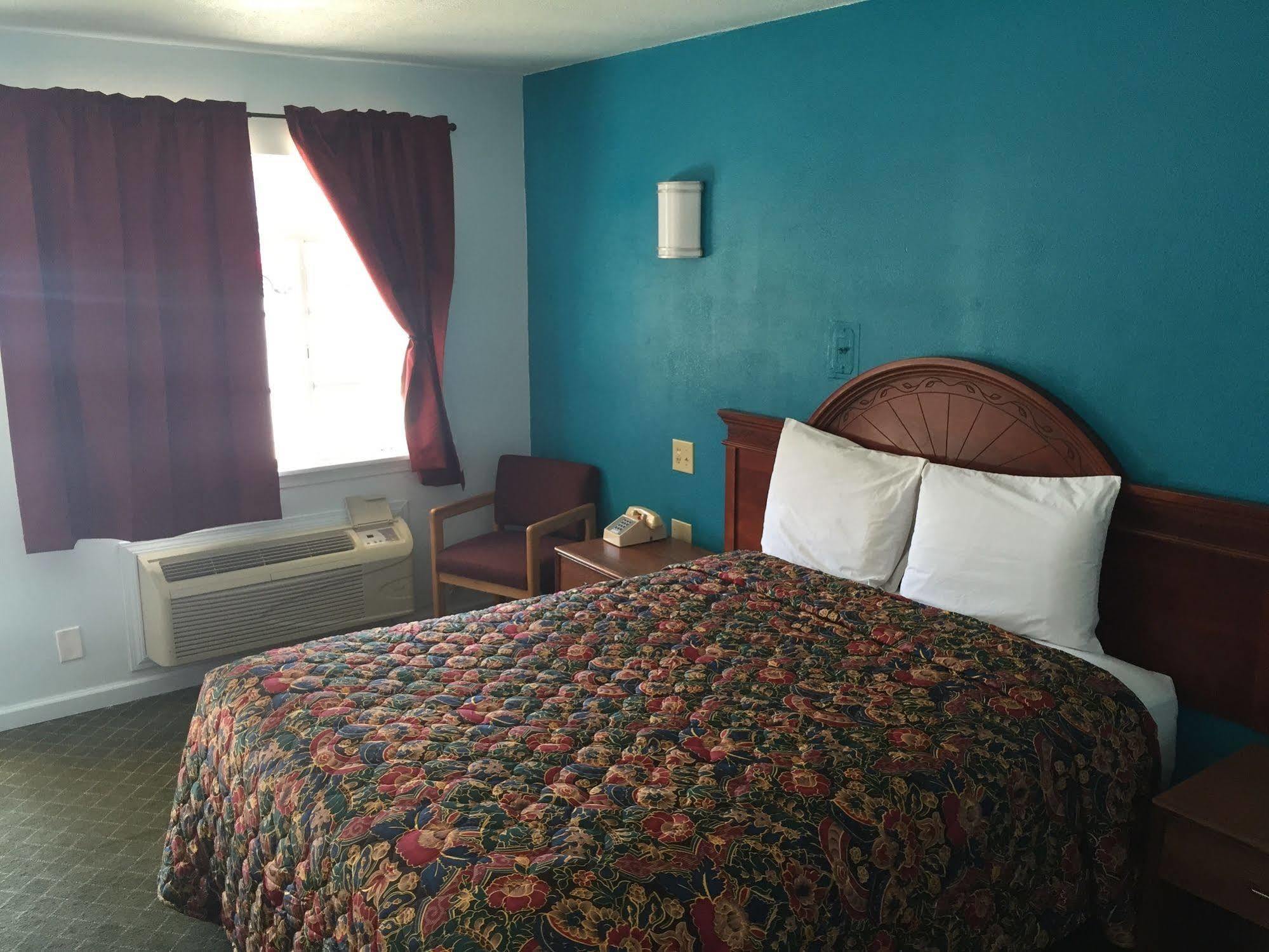 Mayo Inn Розуэлл Экстерьер фото