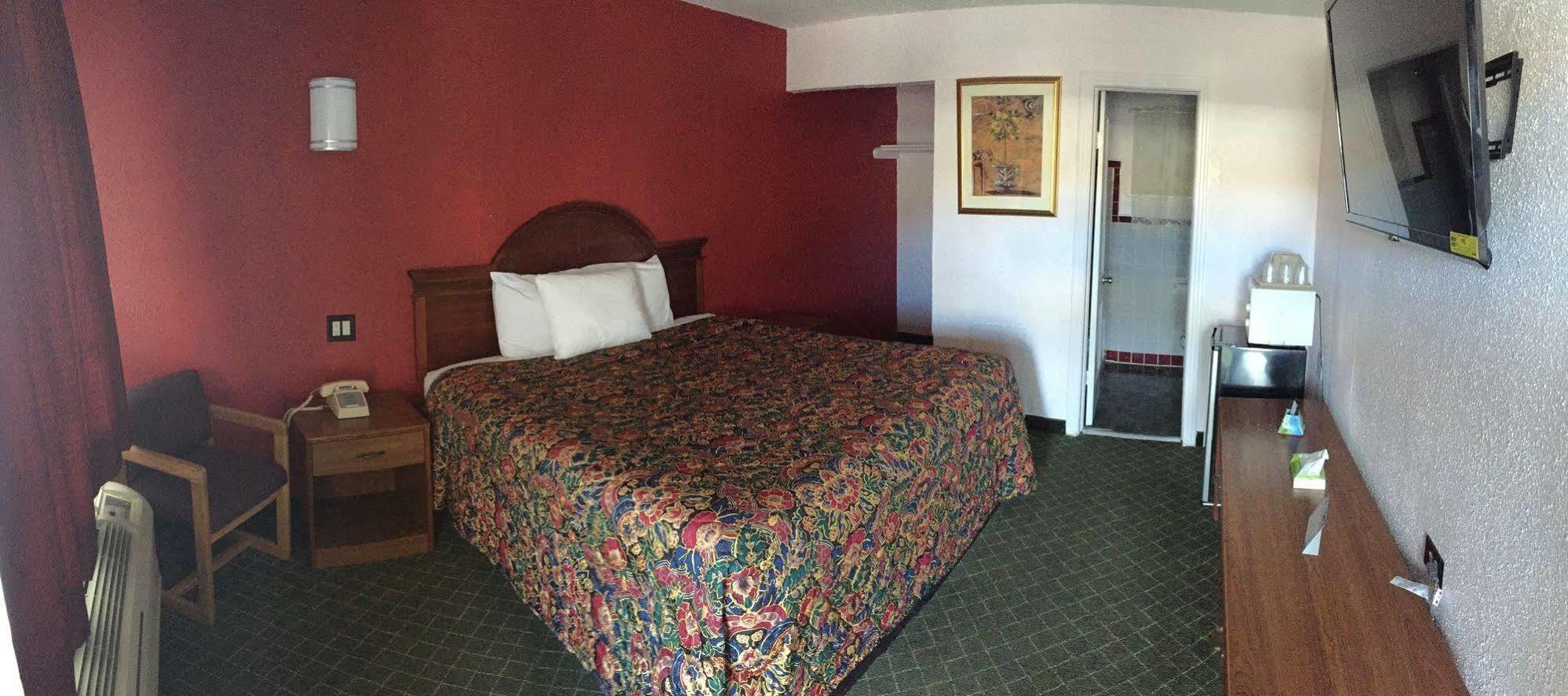 Mayo Inn Розуэлл Экстерьер фото