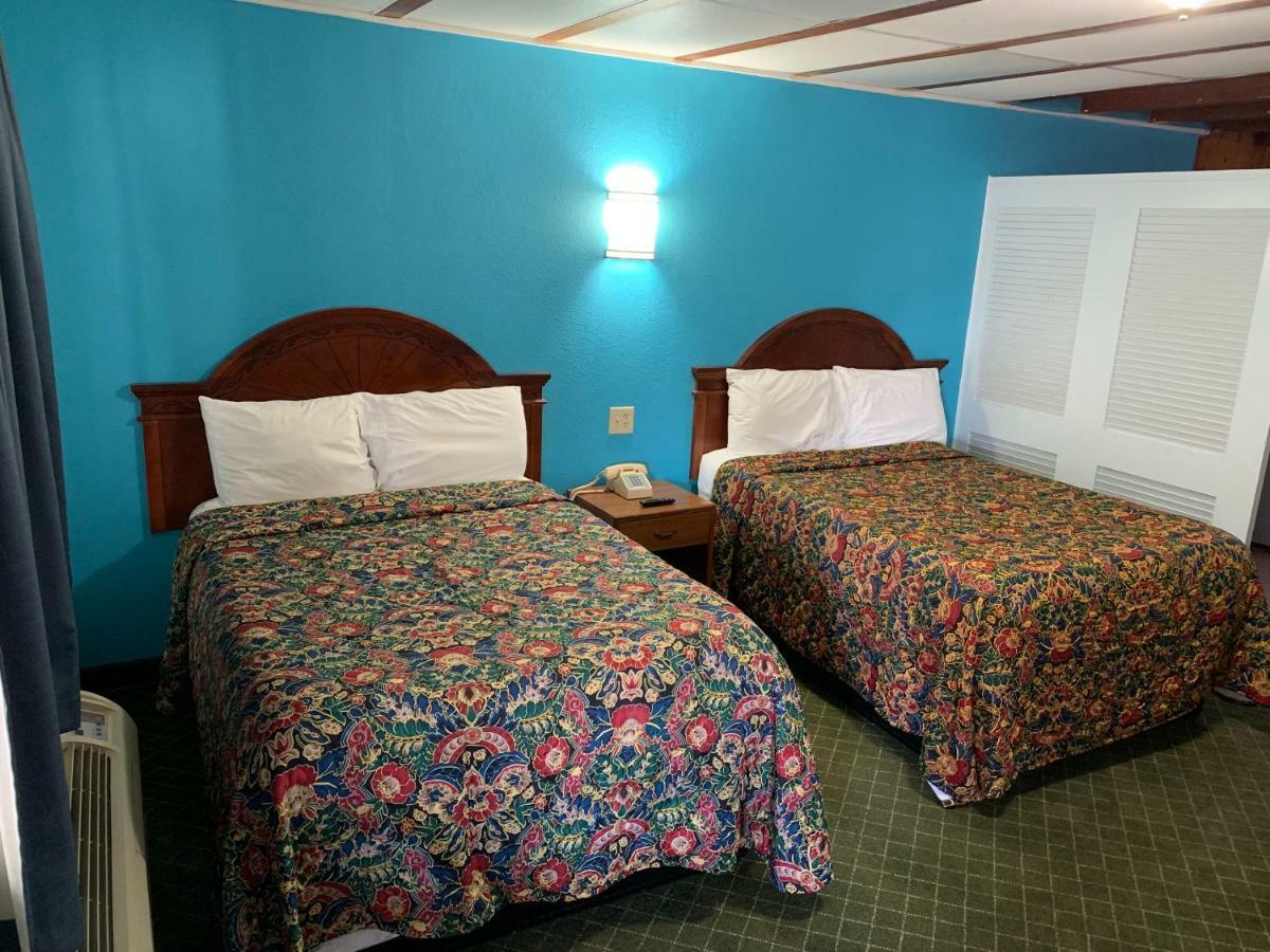 Mayo Inn Розуэлл Экстерьер фото